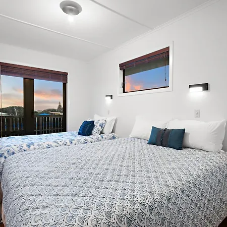 Ultimate Beach Location Mount Maunganui Exterior photo